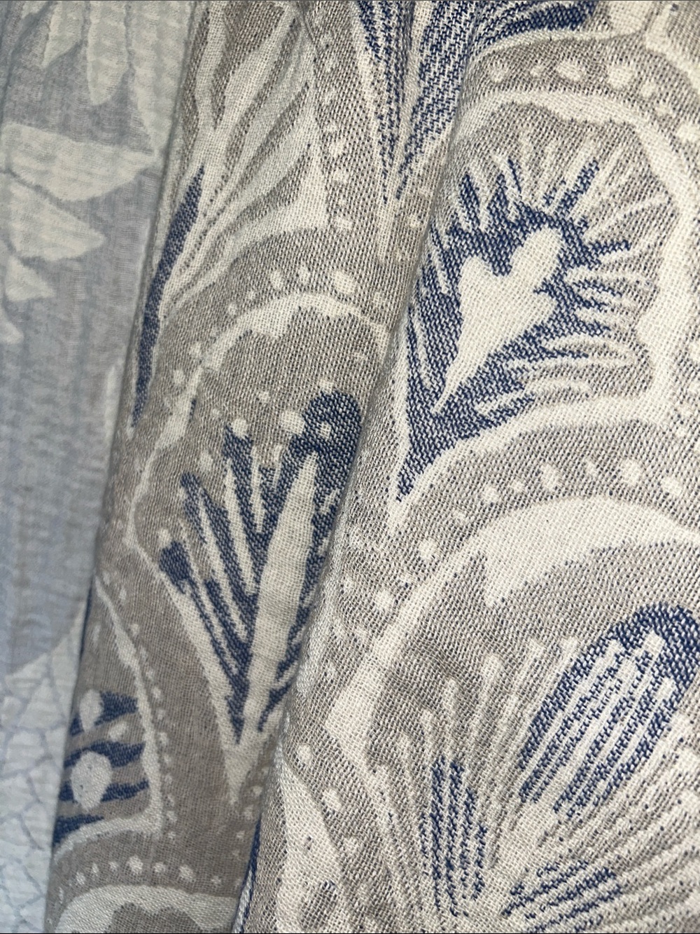 Cool Modern Gray Set of 3 1 Blanket + 2 Beach Towels ALL NEW WITH TAGS - Picture 5 of 9